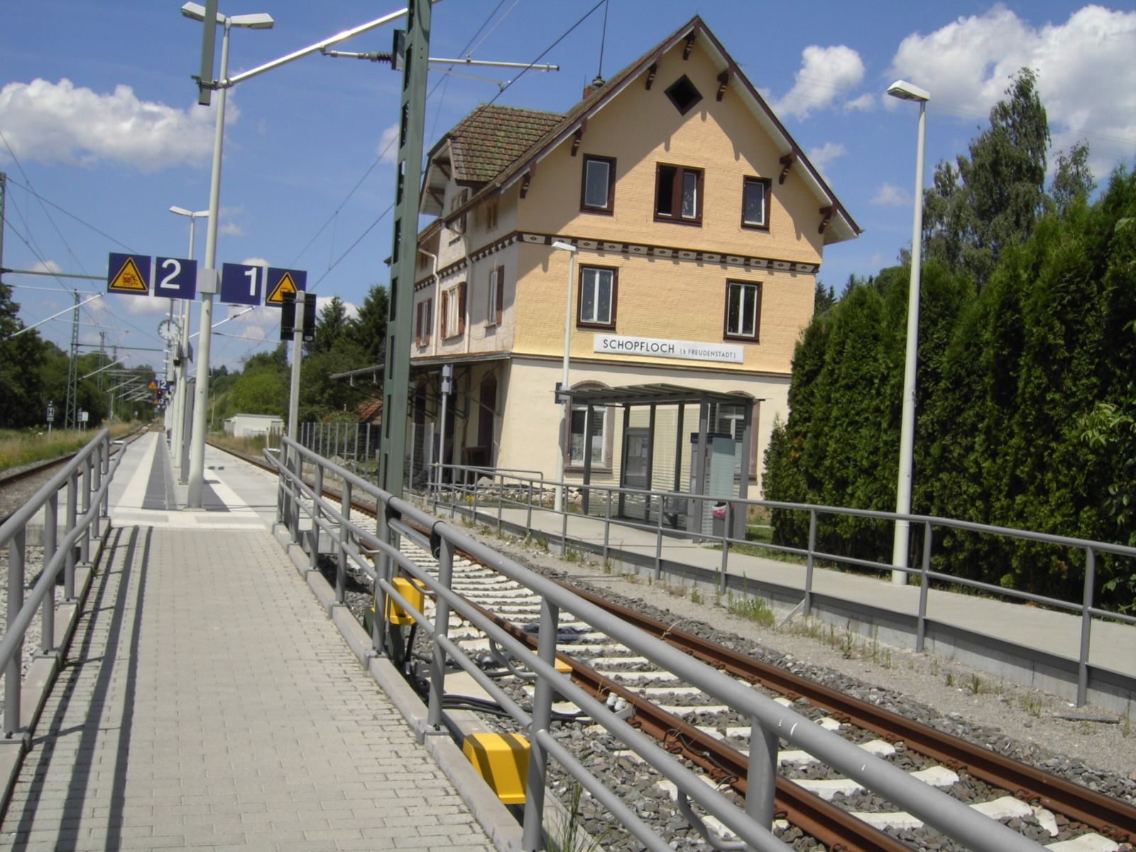  S-Bahnhof Schopfloch - das Bild wird mit einem Klick vergrößert 