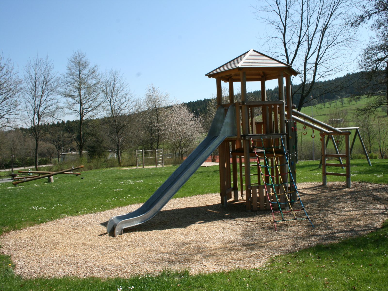  Spielplatz Pfaffenholz in Schopfloch - das Bild wird mit einem Klick vergrößert 